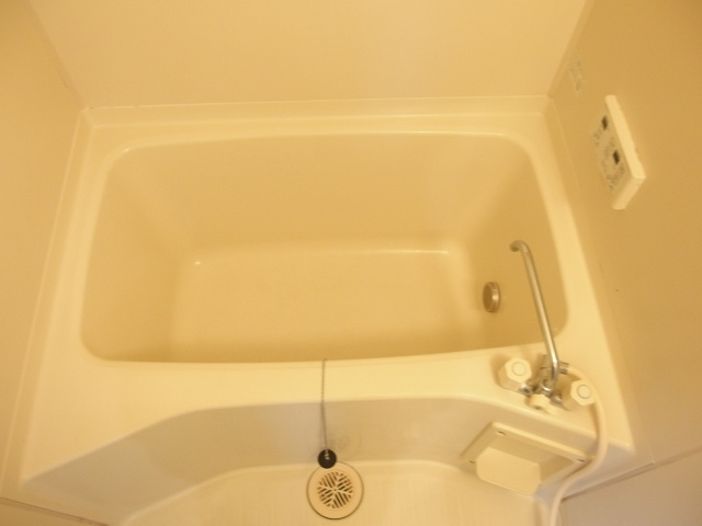 サープラス大樹寺Ｂの浴室