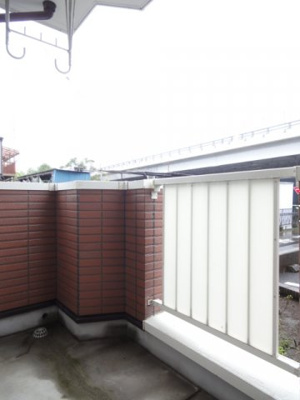 【バルコニー】 | Ｍ・ラフィネ・ロジュマンＡ | 落ち着いた時間を過ごせるバルコニーです