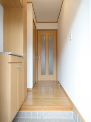 【玄関】 | Ｍ・ラフィネ・ロジュマンＡ | シンプルで使いやすい玄関です