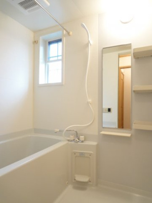 【浴室】 | Ｍ・ラフィネ・ロジュマンＡ | お風呂です