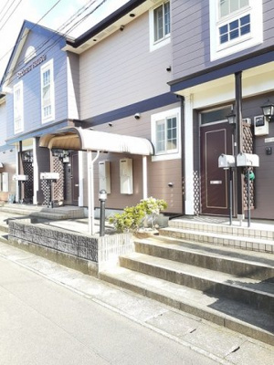 【エントランス】 | シェーネスハウゼ | 毎日通るエントランスはこのようになっています