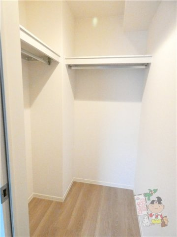 エステイ学南町の収納