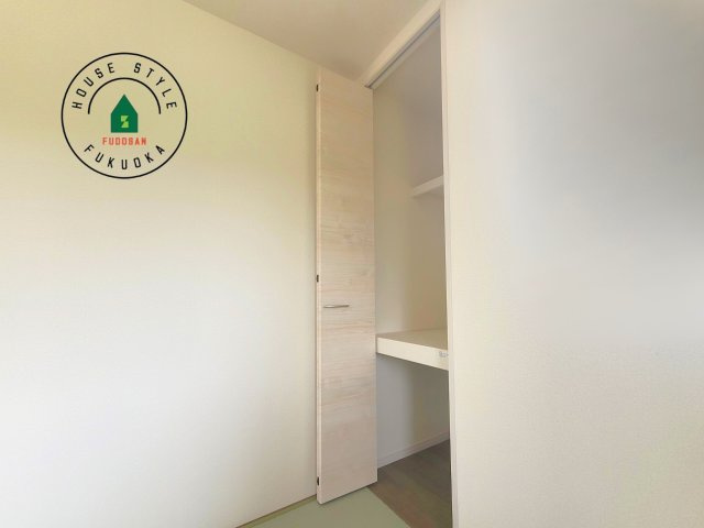 福津市西福間3丁目第1-2棟（2号棟）の内観：施工例|収納には困りません。