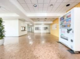 南向き・陽当たり・眺望・通風良好・ニューライフ国見マンションのエントランス