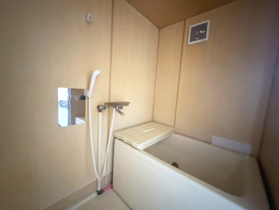 【浴室】 | メゾン・ド・ロンドン | お風呂で日々の疲れを落としましょう