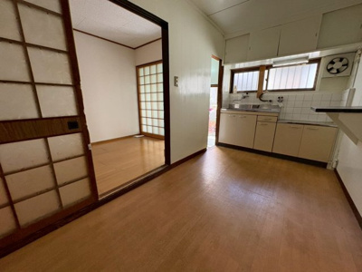 【居間・リビング】 | 東難波町3丁目連棟平屋