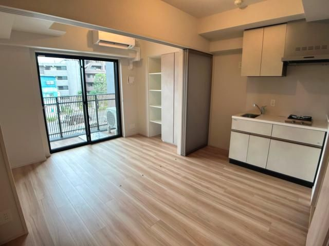 ルフォンプログレ志村坂上の居間・リビング