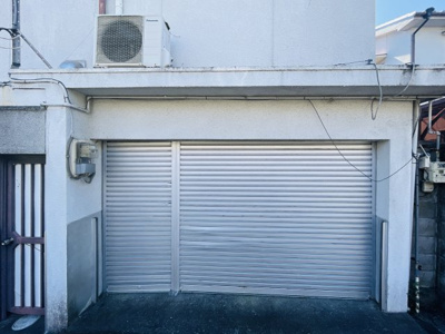 【駐車場】 | たつの市揖保川町片島/中古戸建 | 駐車場に車を止められます