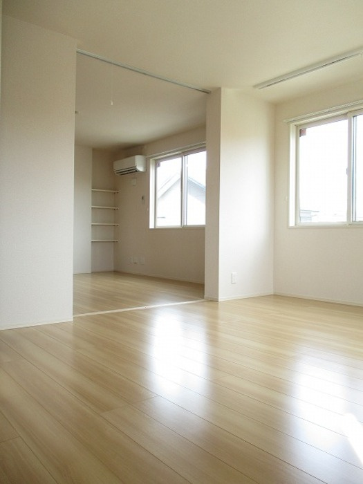 【居間・リビング】