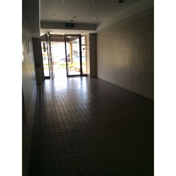 日宝アドニス塩屋のロビー