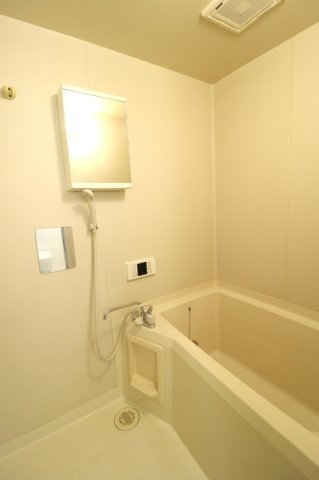 ベルファースト府中の浴室