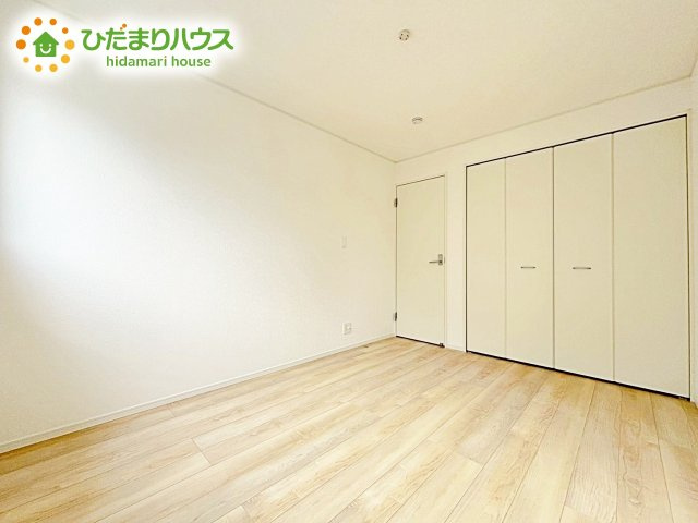 【洋室】 | 水戸市西原第9　新築戸建　2号棟 | 木の温もりがやさしいフローリング♪