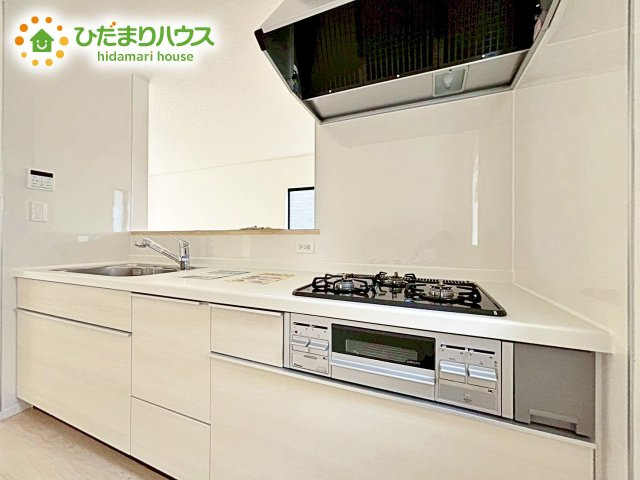 【キッチン】 | 水戸市西原第9　新築戸建　2号棟 | 家族と会話しながら料理できるオープンカウンター♪