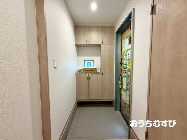 守山区川村町（全1棟）の玄関