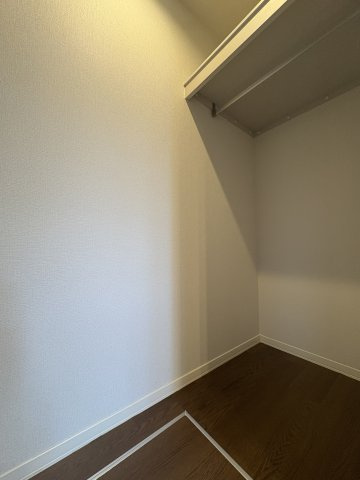 ルレーブ等々力の収納|大容量のウォークインクローゼット♪