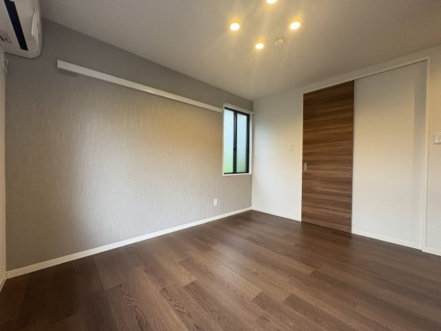 ルレーブ等々力の寝室|全室照明付き♪