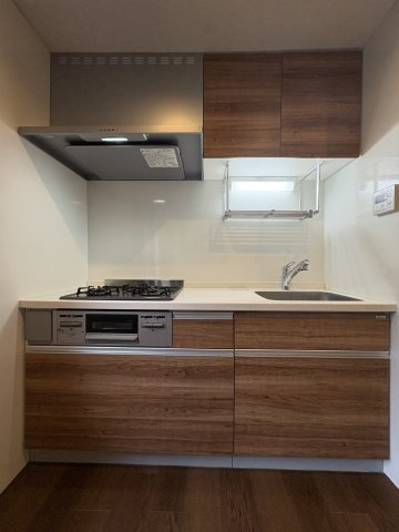 ルレーブ等々力のキッチン|3口ガスコンログリル付きのキッチン♪