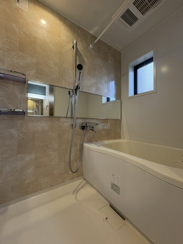 ルレーブ等々力の浴室|浴室乾燥機付き♪