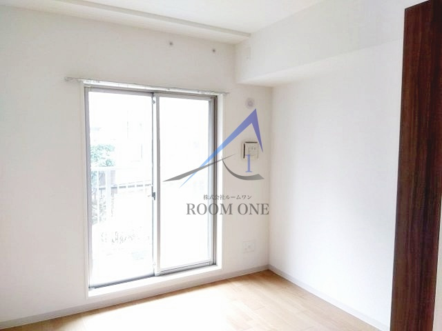 スカイグランデ八広A棟の居間・リビング|洋室のお部屋です。