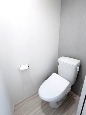 【トイレ】 | サクラテラス富士見 | 清潔感のあるトイレです