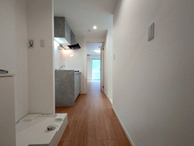 【内装】 | サクラテラス富士見 | 明るい色調の室内です