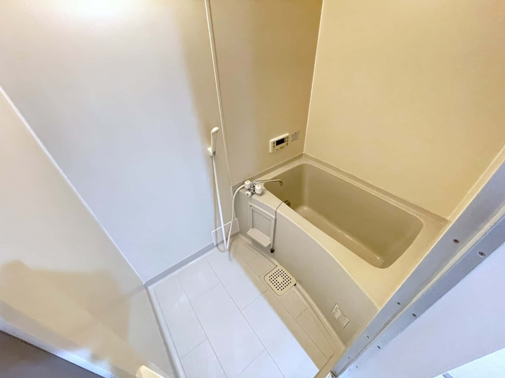 メゾンセピアCの浴室|※写真は別室です。