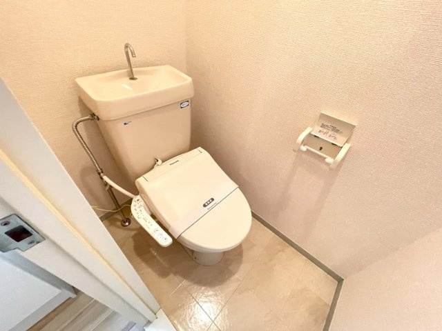 メゾンセピアCのトイレ|※写真は別室です。