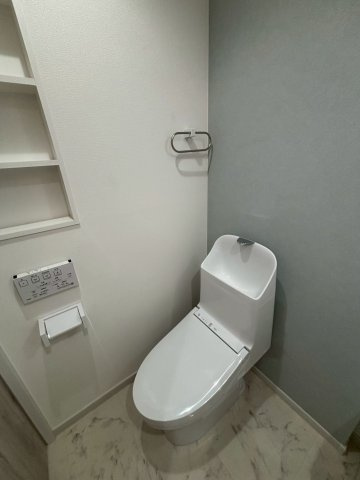 Housekul千駄木ビルのトイレ