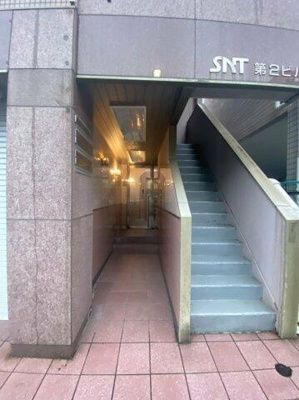 【エントランス】 | ＳＮＴ第２ビル