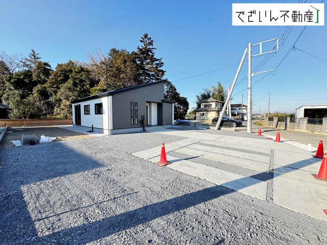 【外観】 | GRAFARE深谷市針ヶ谷　【平屋】新築住宅 | ≪2号棟≫
現地(2025年12月撮影)