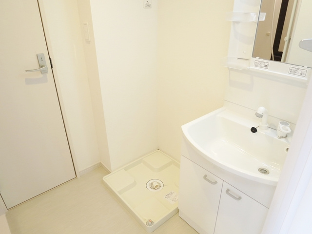 リブリ・グリーン東新小岩のその他|脱衣スペースに室内洗濯機置き場完備！