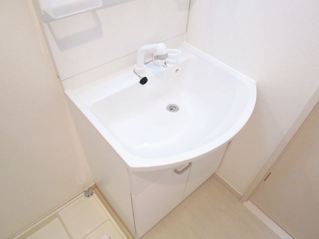 リブリ・グリーン東新小岩の洗面所|洗面台完備！！