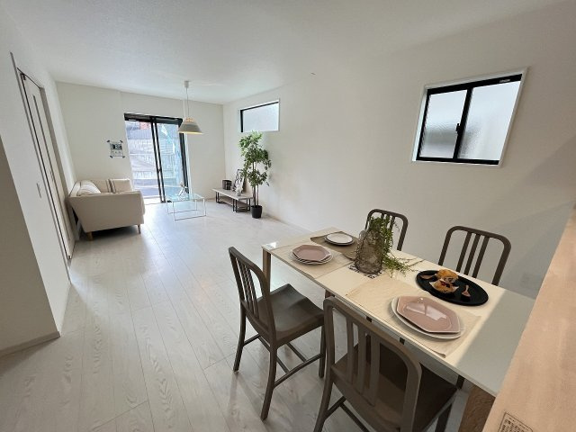 【内装】 | 糟屋郡宇美町障子岳南2丁目2期　1号棟（全2棟）【仲介手数料無料・0円】 | 施工例。施工例は完成時と異なる場合があります。