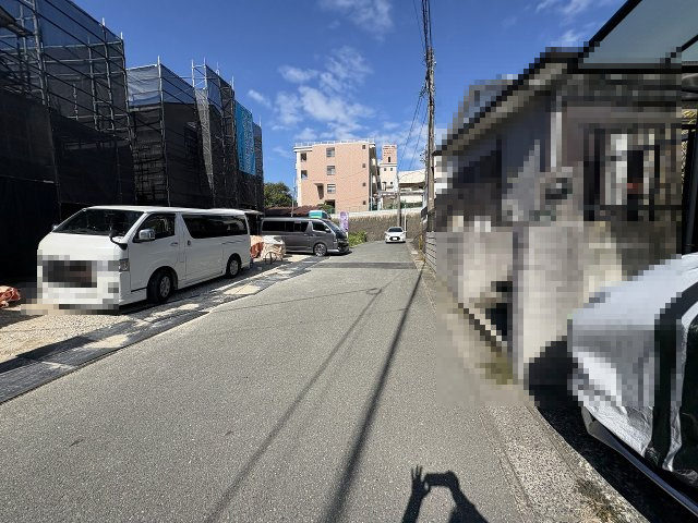 【その他】 | 糟屋郡宇美町障子岳南2丁目2期　1号棟（全2棟）【仲介手数料無料・0円】 | 現地写真。前面道路です。