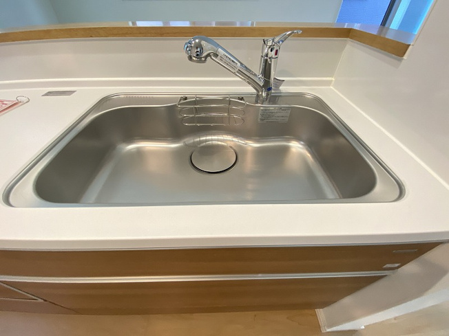 【キッチン】 | 糟屋郡宇美町障子岳南2丁目2期　1号棟（全2棟）【仲介手数料無料・0円】 | 施工例。施工例は完成時と異なる場合があります。