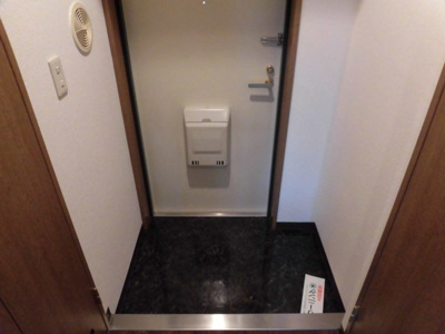 【玄関】 | コート淡路 | きれいな玄関です