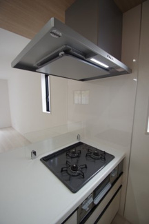 【キッチン】 | 【仲介手数料無料！！】日野市新町２丁目　新築戸建て（全7棟）4号棟　5180万円