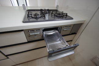 【キッチン】 | 【仲介手数料無料！！】日野市新町２丁目　新築戸建て（全7棟）4号棟　5180万円