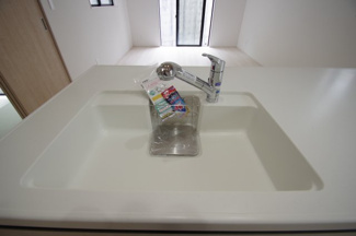 【キッチン】 | 【仲介手数料無料！！】日野市新町２丁目　新築戸建て（全7棟）4号棟　5180万円