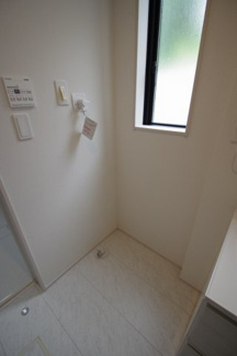 【ランドリースペース】 | 【仲介手数料無料！！】日野市新町２丁目　新築戸建て（全7棟）4号棟　5180万円