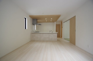 【居間・リビング】 | 【仲介手数料無料！！】日野市新町２丁目　新築戸建て（全7棟）4号棟　5180万円