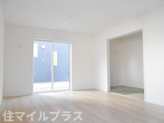 【居間・リビング】 | 郡山市富久山町福原新築一戸建て8棟 | リビングです