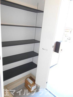 【玄関】 | 郡山市富久山町福原新築一戸建て8棟 | 明るい玄関です