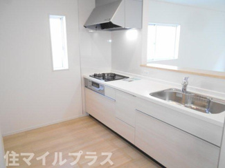 【キッチン】 | 郡山市富久山町福原新築一戸建て8棟 | コンパクトなキッチンで掃除もラクラク