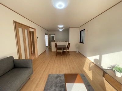 【居間・リビング】 | 沖縄市南桃原（全2棟） | A号棟　LDK17帖♪