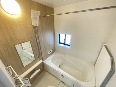 【浴室】 | 沖縄市南桃原（全2棟） | A号棟　浴室換気乾燥機付き♪