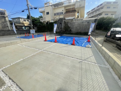 【駐車場】 | 沖縄市南桃原（全2棟） | A号棟　駐車4台可♪