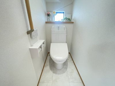 【トイレ】 | 沖縄市南桃原（全2棟） | A号棟　温水洗浄便座♪