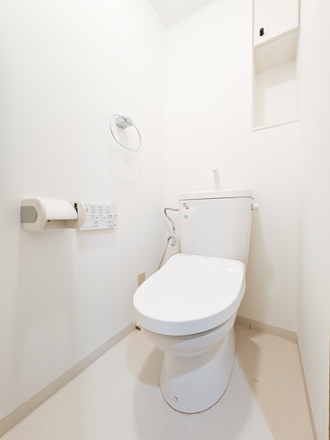 グランドメゾン神戸本山の玄関|管理人室