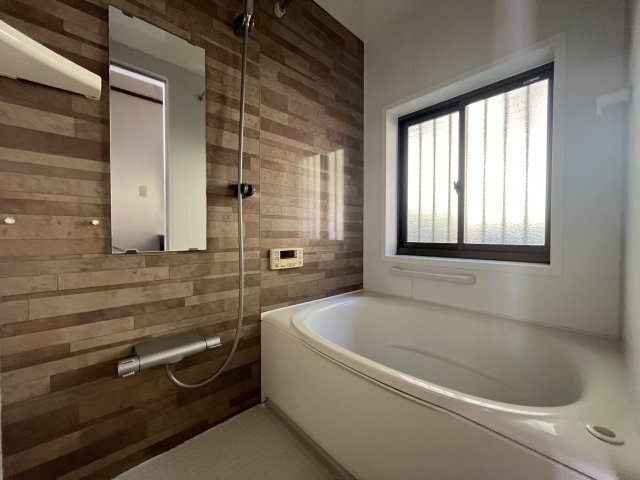 【浴室】 | 寄居町大字露梨子　中古戸建